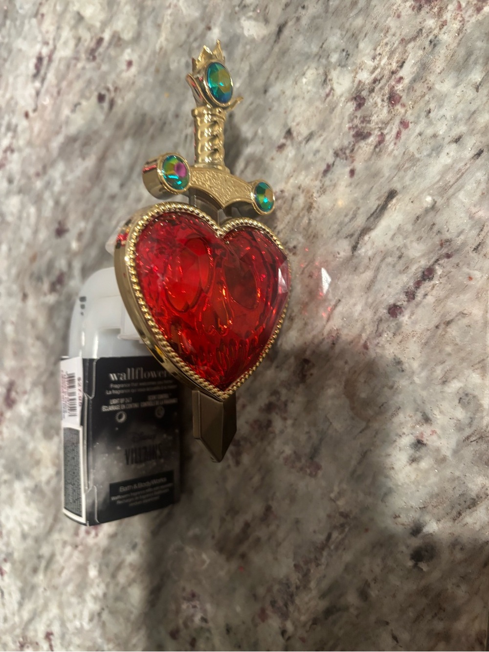 NEW Bath & Body Works Disney Villains Evil Queen Wallflower Light Up Plug In